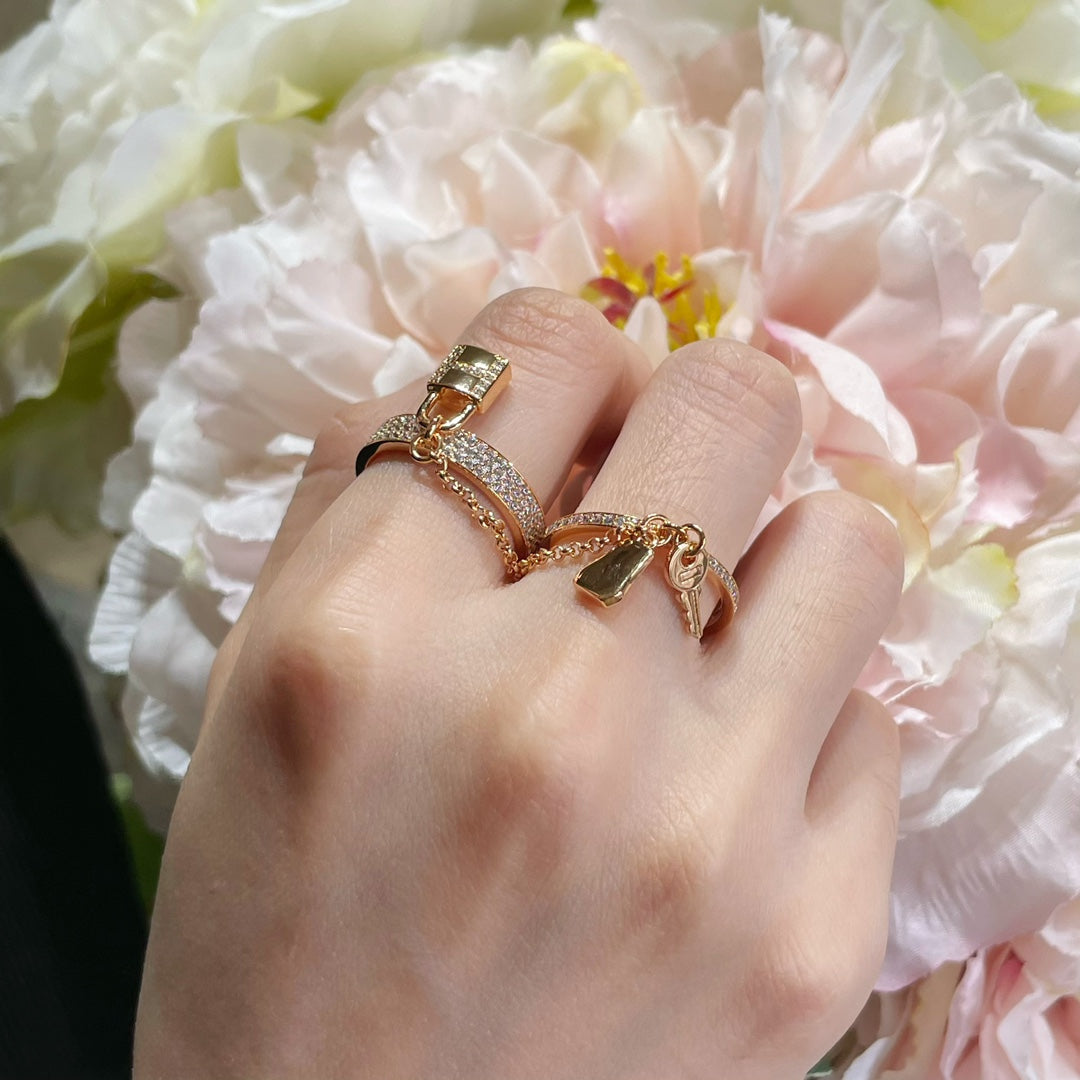 [MIRA]HM KELLY CLOCHETTE DOUBLE RING IN  WITH DIAMONDS