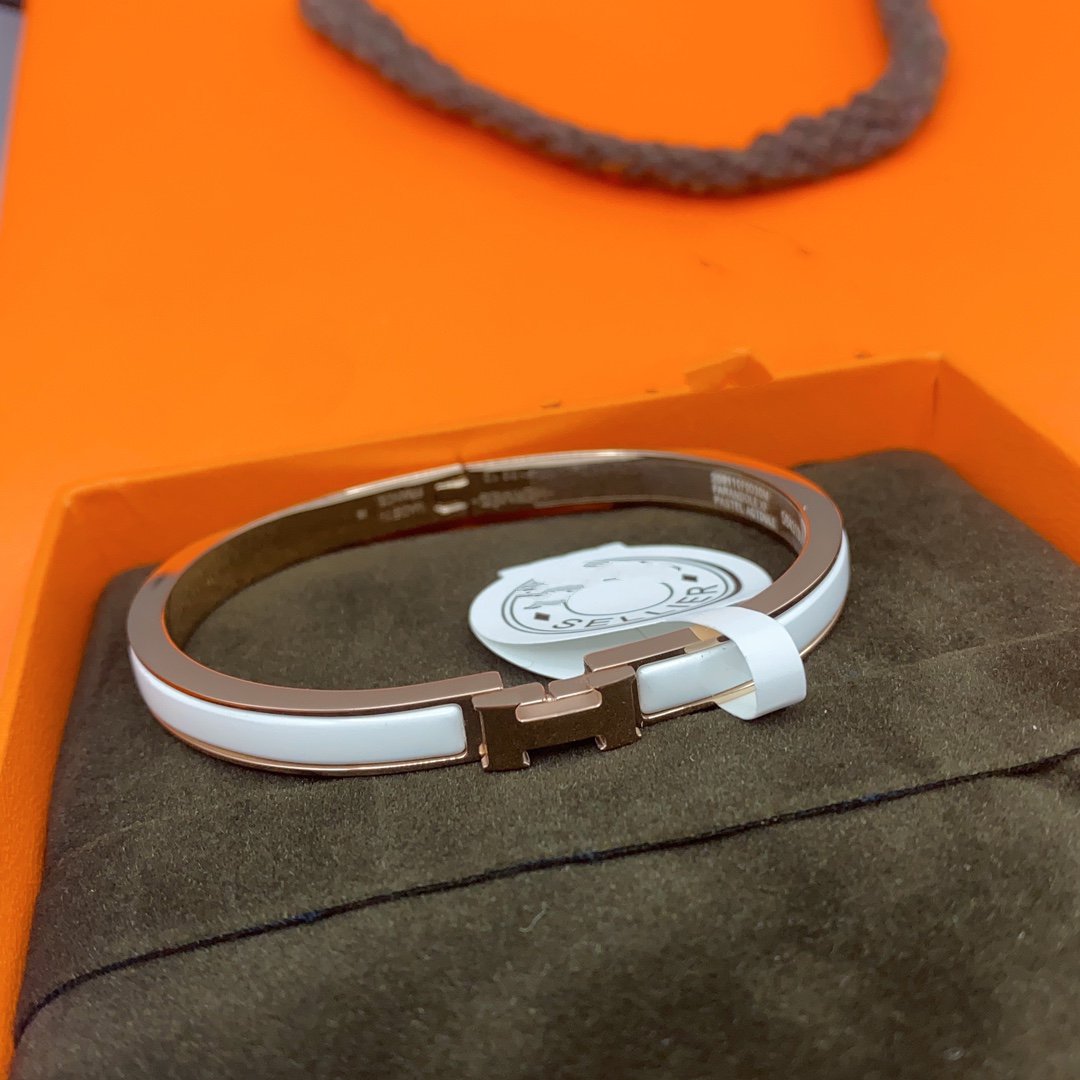 [MIRA]CLASSIC HM CLIC WHITE 8MM ENAMEL BRACELET
