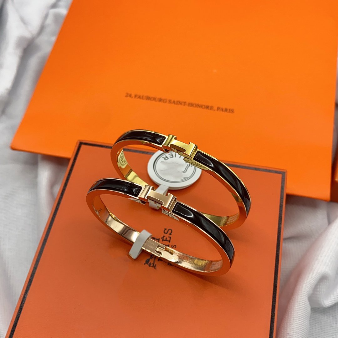 [MIRA]CLASSIC HM CLIC BLACK 8MM ENAMEL BRACELET