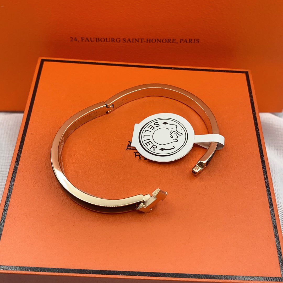 [MIRA]CLASSIC HM CLIC BLACK 8MM ENAMEL BRACELET