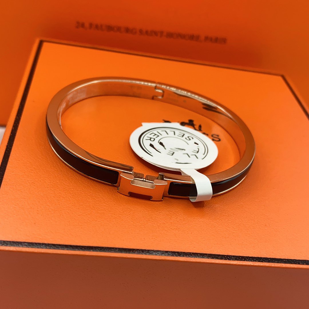 [MIRA]CLASSIC HM CLIC BLACK 8MM ENAMEL BRACELET