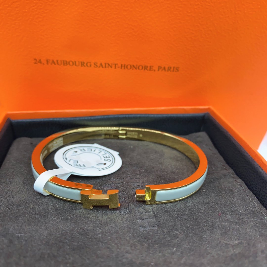 [MIRA]CLASSIC HM CLIC GREEN 8MM ENAMEL BRACELET
