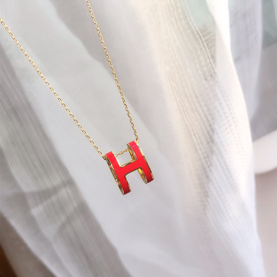 [MIRA]HM CLIC RED ENAMEL GOLD NECKLACE
