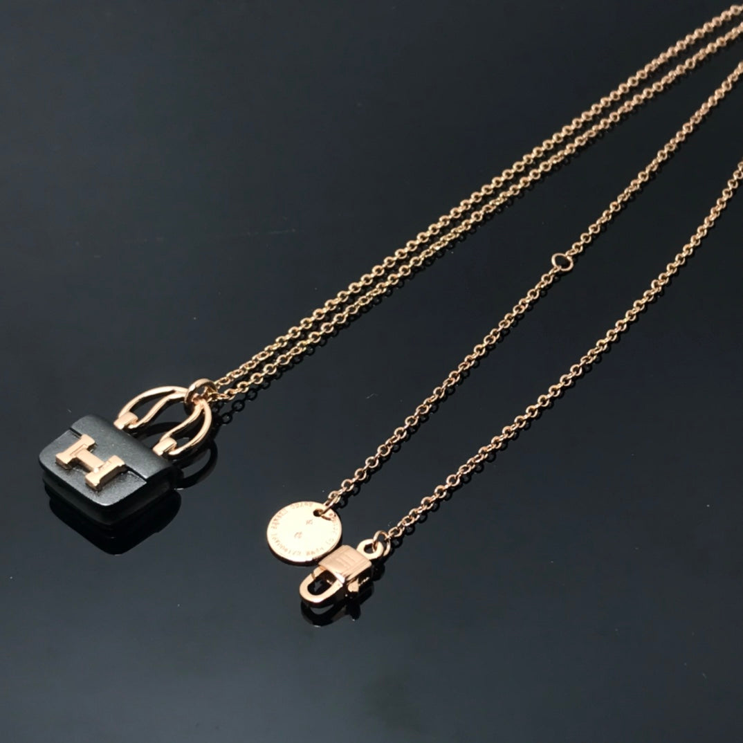 [MIRA]WOMEN'S HM AMULETTES CONSTANCE PENDANT NECKLACE