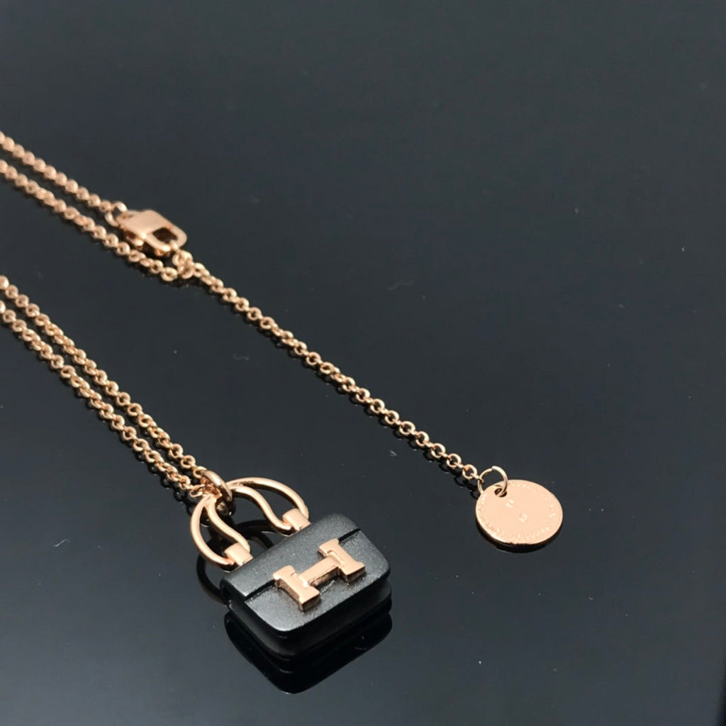 [MIRA]WOMEN'S HM AMULETTES CONSTANCE PENDANT NECKLACE