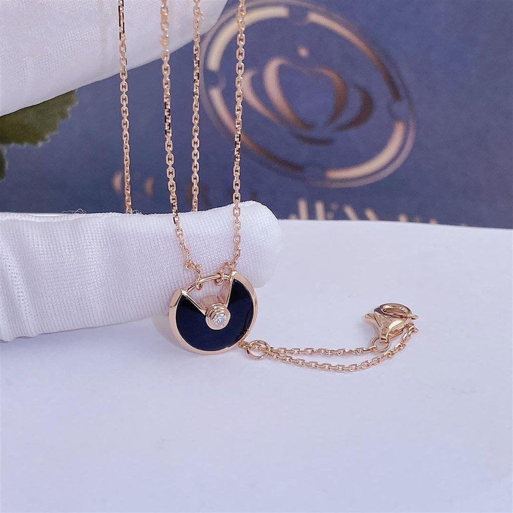 [MIRA]AMULETTE ROSE GOLD ONYX NECKLACE