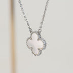 [MIRA]CLOVER  15MM WHITE MOTHER-OF-PEARL SILVER