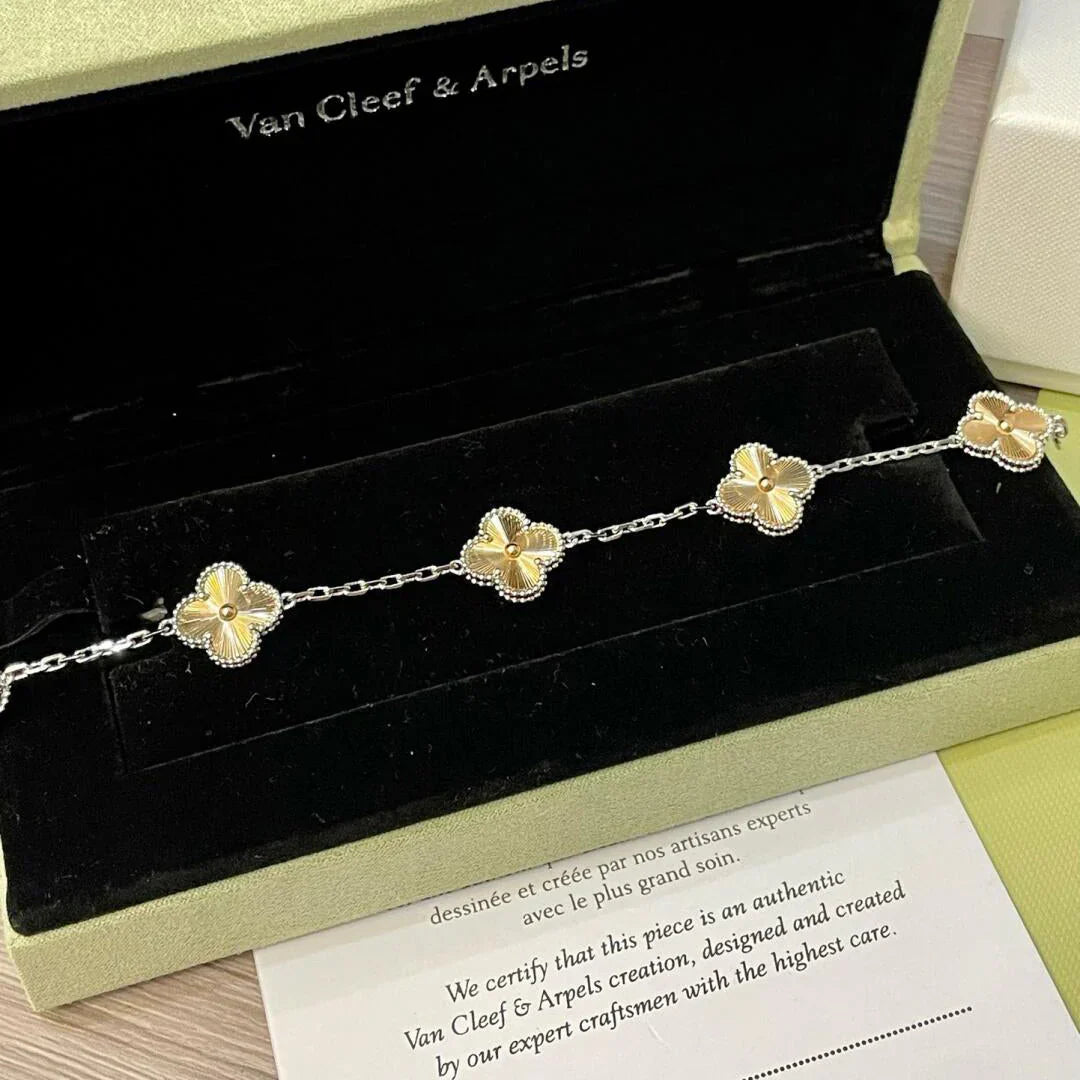 [MIRA]New  CLOVER 5 MOTIF LASER BRACELET COLLECTION