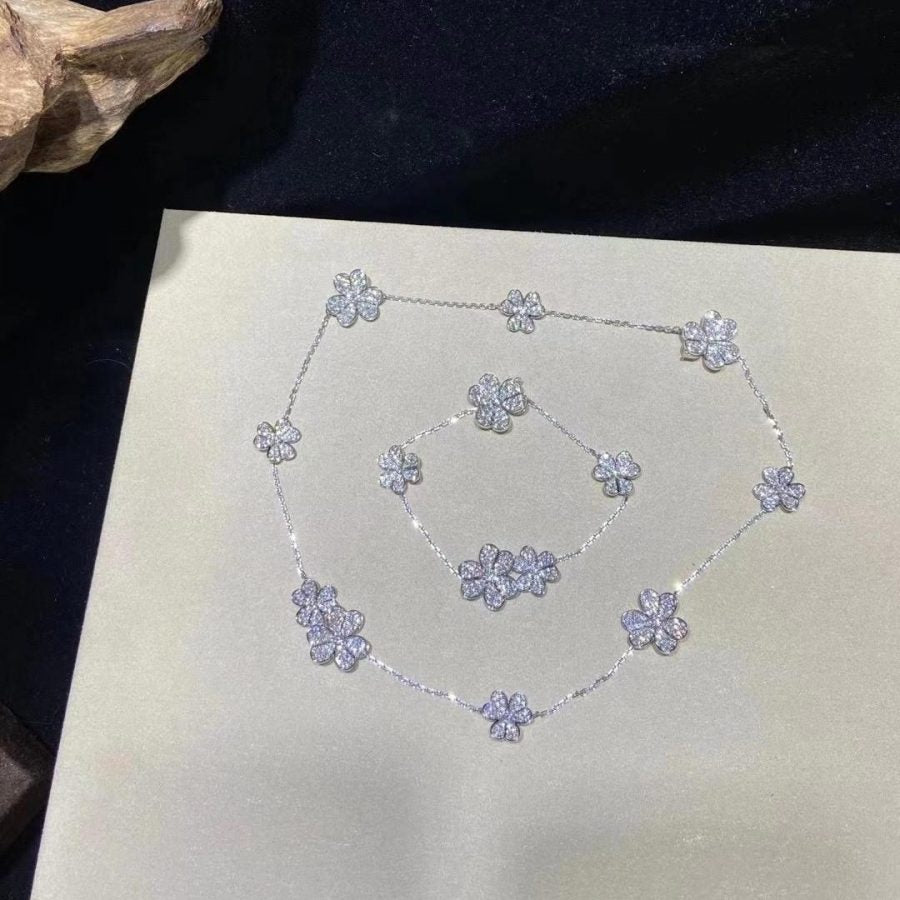 [MIRA]FRIVOLE SILVER 5 FLOWERS BRACELET