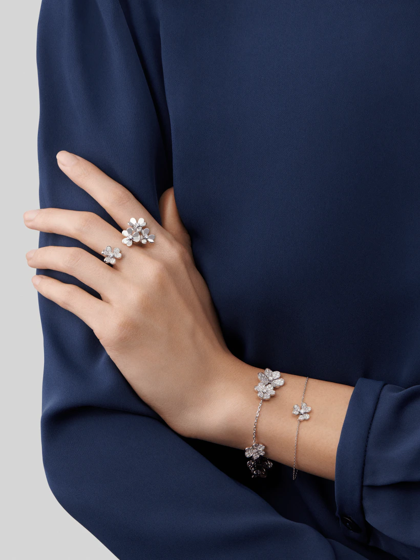 [MIRA]FRIVOLE SILVER FLOWER DIAMOND BRACELET