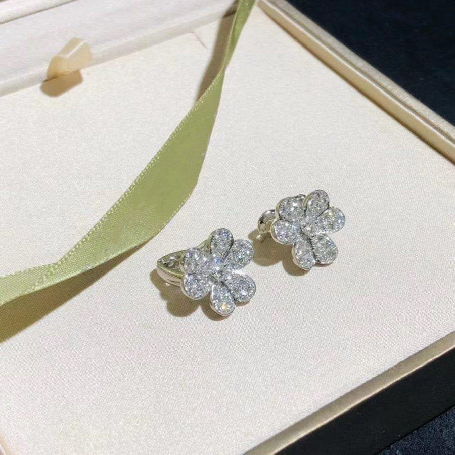 [MIRA]FRIVOLE SILVER FLOWER DIAMOND EARRINGS