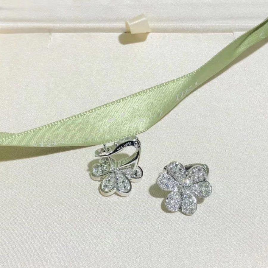 [MIRA]FRIVOLE SILVER FLOWER DIAMOND EARRINGS