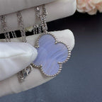 [MIRA]CLOVER SILVER CHALCEDONY BIG CLOVER NECKLACE