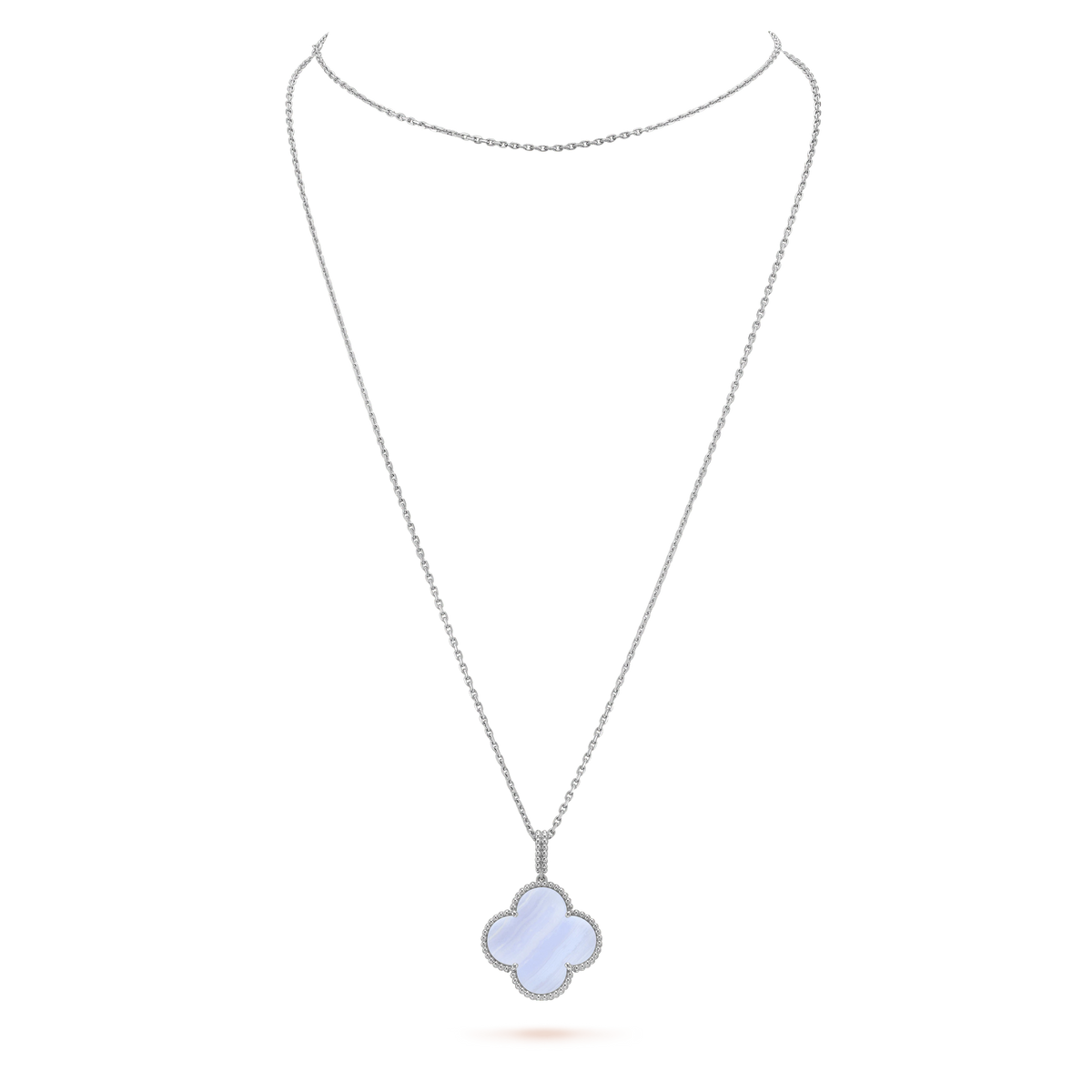[MIRA]CLOVER SILVER CHALCEDONY BIG CLOVER NECKLACE