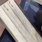 [MIRA]CLOVER SINGLE FLOWER BRACELET