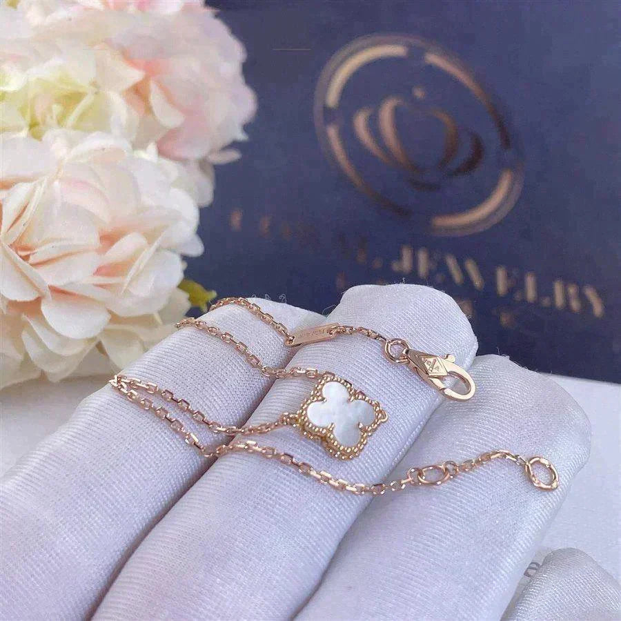 [MIRA]CLOVER WHITE MOP SINGLE FLOWER BRACELET