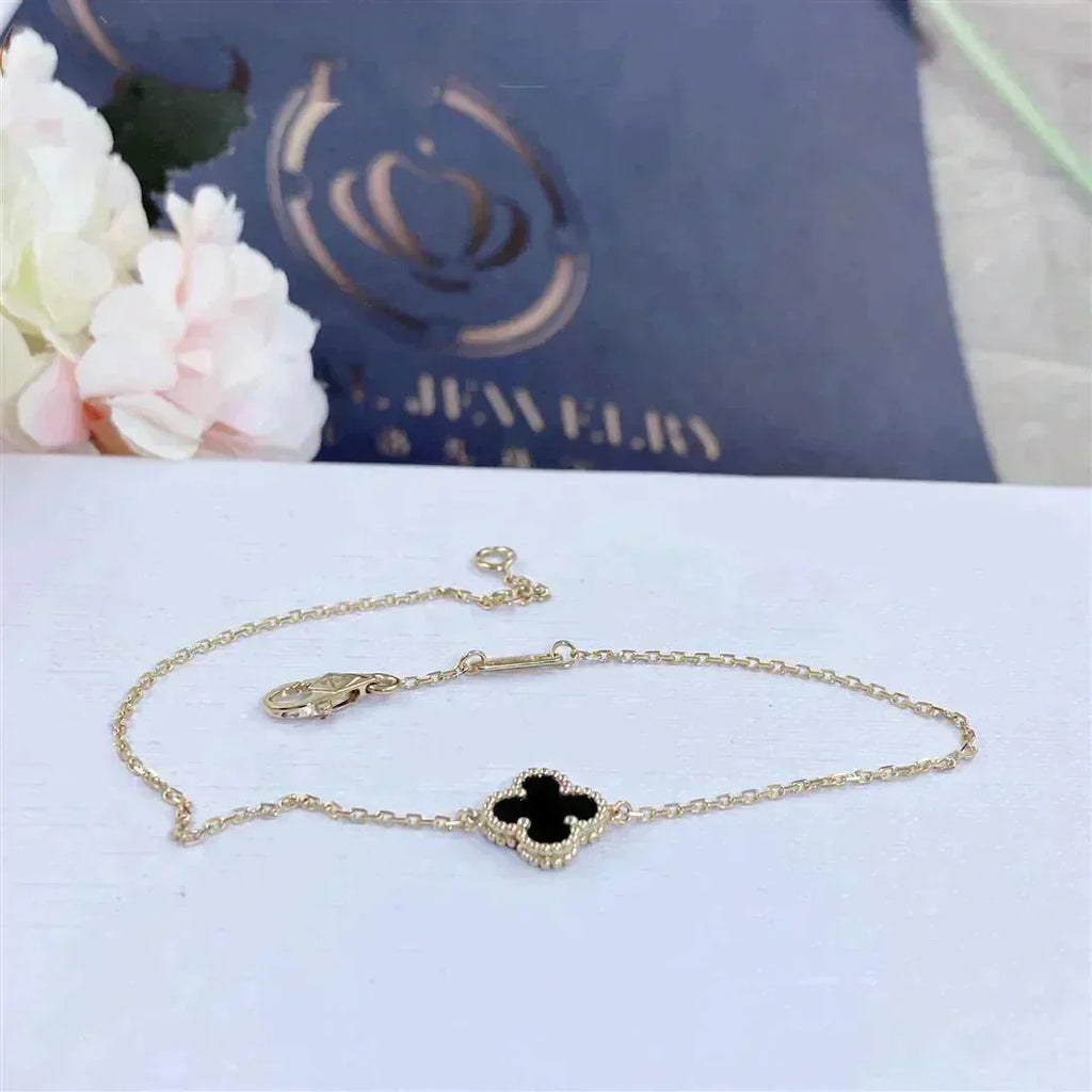 [MIRA]CLOVER ONYX SINGLE FLOWER BRACELET