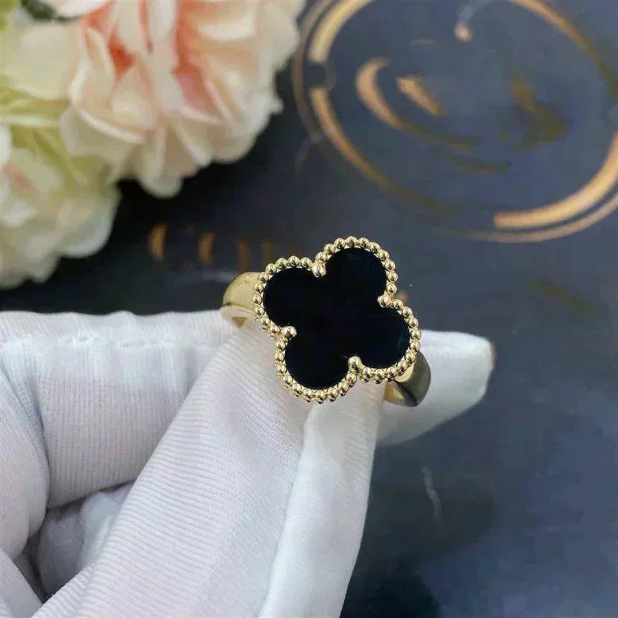 [MIRA]CLOVER ONYX RING